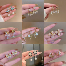 韩国新款时尚花朵珍珠几何蝴蝶结耳环高级感百搭轻奢气质网红耳饰