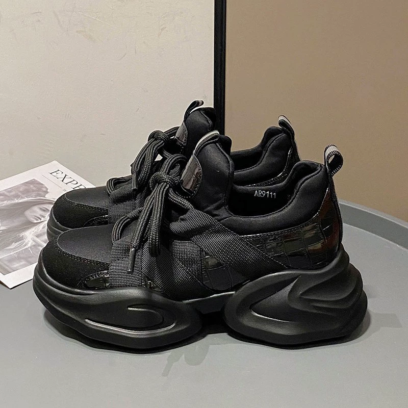 Универсальная спортивная повседневная обувь для отдыха на платформе, белые кеды, год 2024, городской стиль