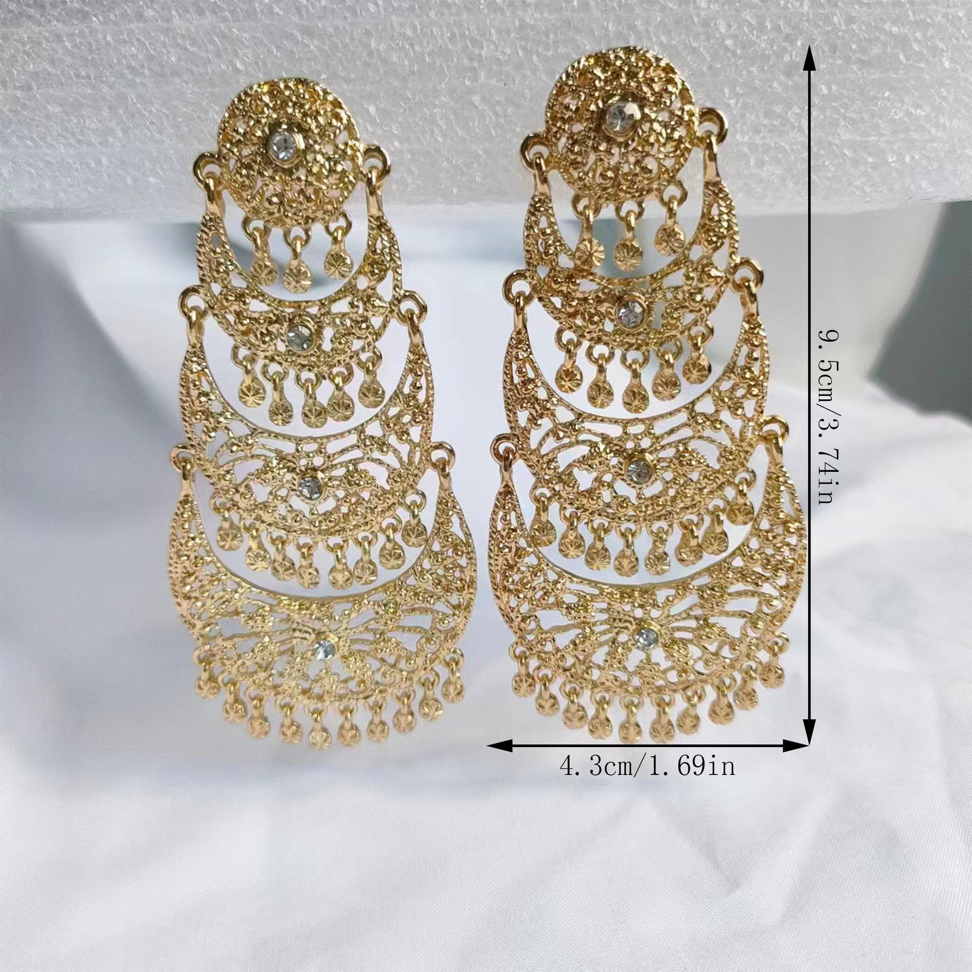 Wedding, Banquet, Engagement Occasion Zinc alloy Material 1 Pair Exaggerated Lady Ethnic Style Flower Water Ripples Zinc Alloy Drop Earrings