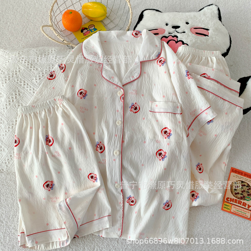 Pajamas de tres piezas de torta de oso para mujeres de verano, pantalones de manga corta, nubes de algodón adorable, viento en 2025 nueva ropa para el hogar