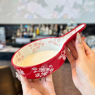 Керамическая миска для салата с красной ручкой ретро-узор