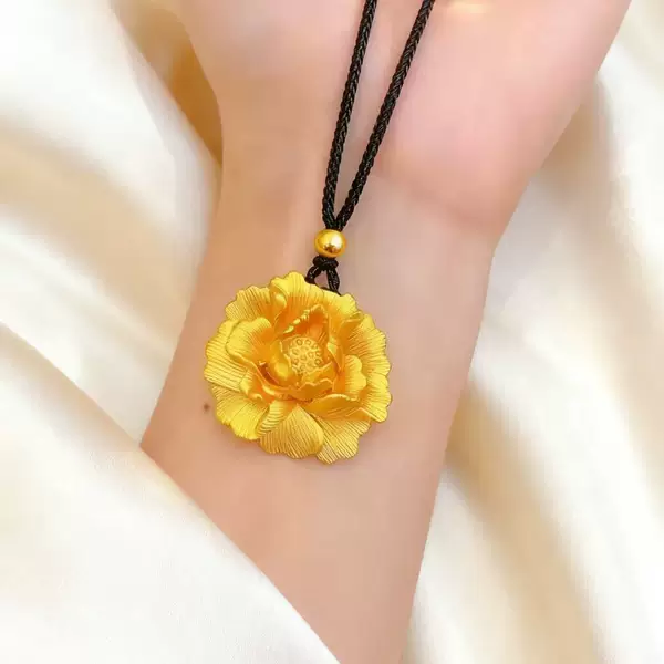 New Chinese-Style Gold Shop Same Model Ancient Engraved Three-Dimensional Peony Flower Pendant Sand Gold National Trend Wealth Peony Blossom Necklace