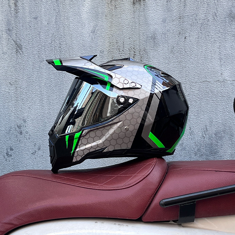 Casco de campo traviesa Casco de carreras de motos Casco de carretera Casco de doble propósito para hombres y mujeres Casco de tracción de cuatro estaciones Casco completo Orz
