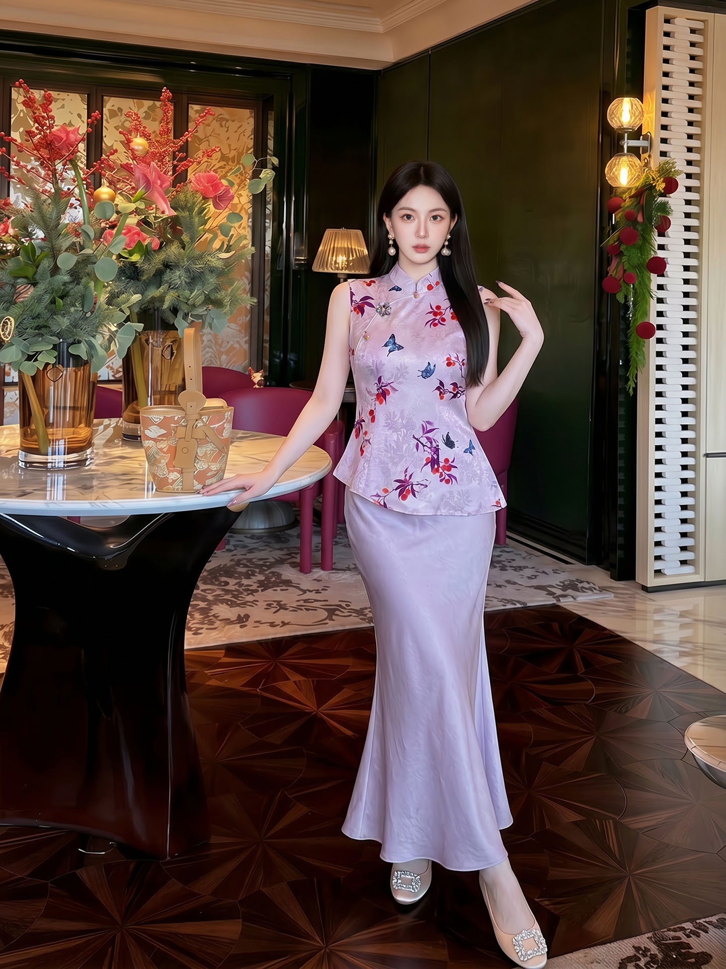 Áo gile nữ cổ đứng không tay họa tiết thêu hoa văn quốc phong — màu tím