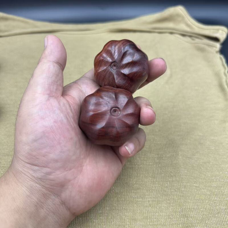 批发花梨木手球保健球檀木文玩手球木质把件南瓜球海柳手掌健身球|undefined
