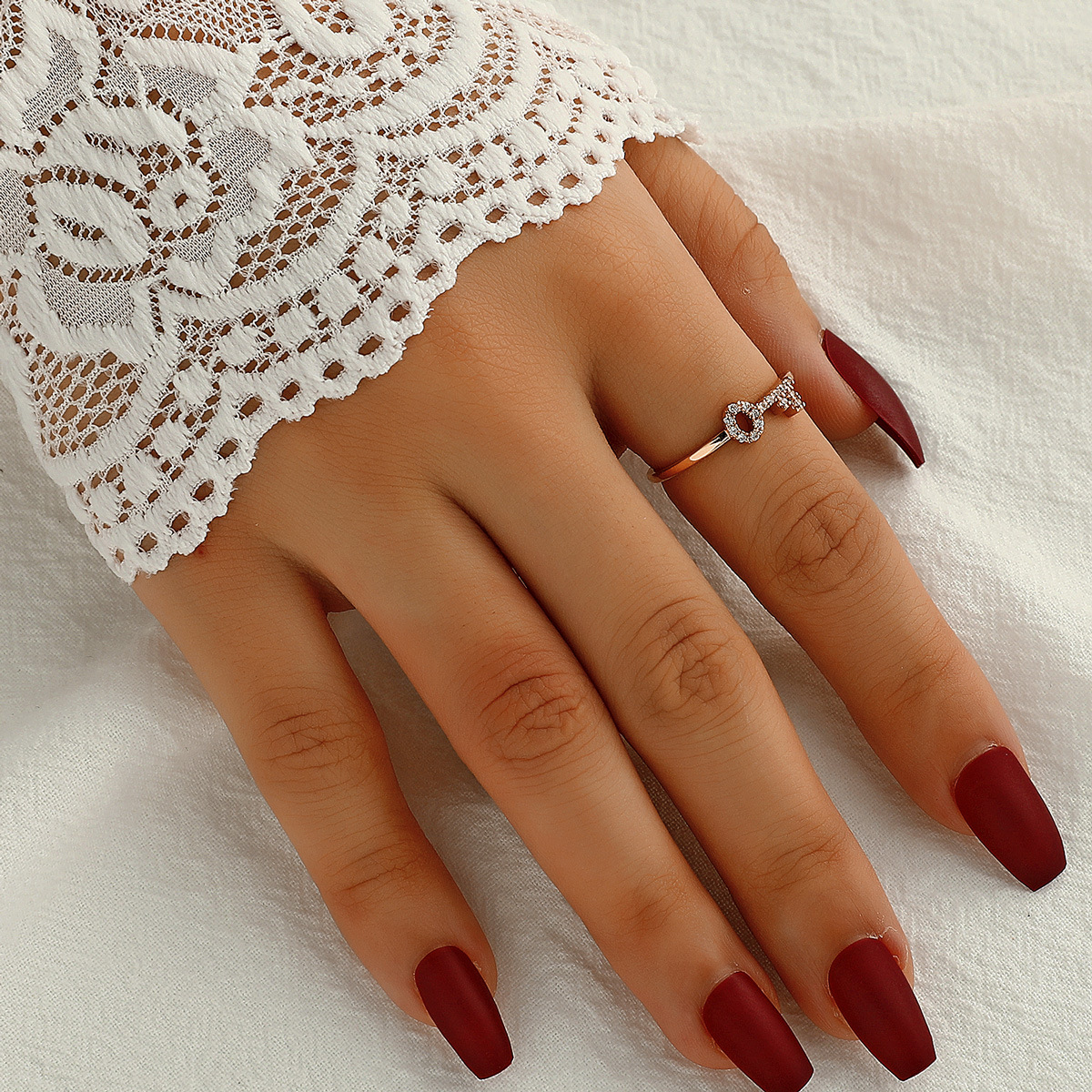 Fashionable classic copper ring with zircon for keys