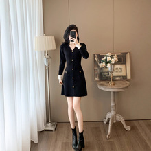 轻奢高级感小香风v领针织连衣裙2025秋冬法式气质黑色长袖毛衣裙