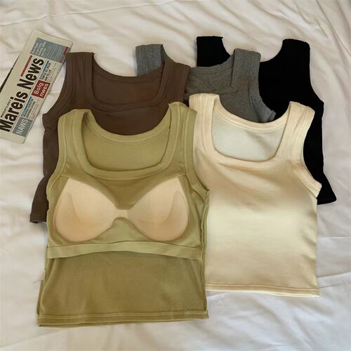 Women's adjustable strapless wide shoulder square neckline camisole with built-in cups, seamless bra top, can be worn alone or layered as an undershirt.