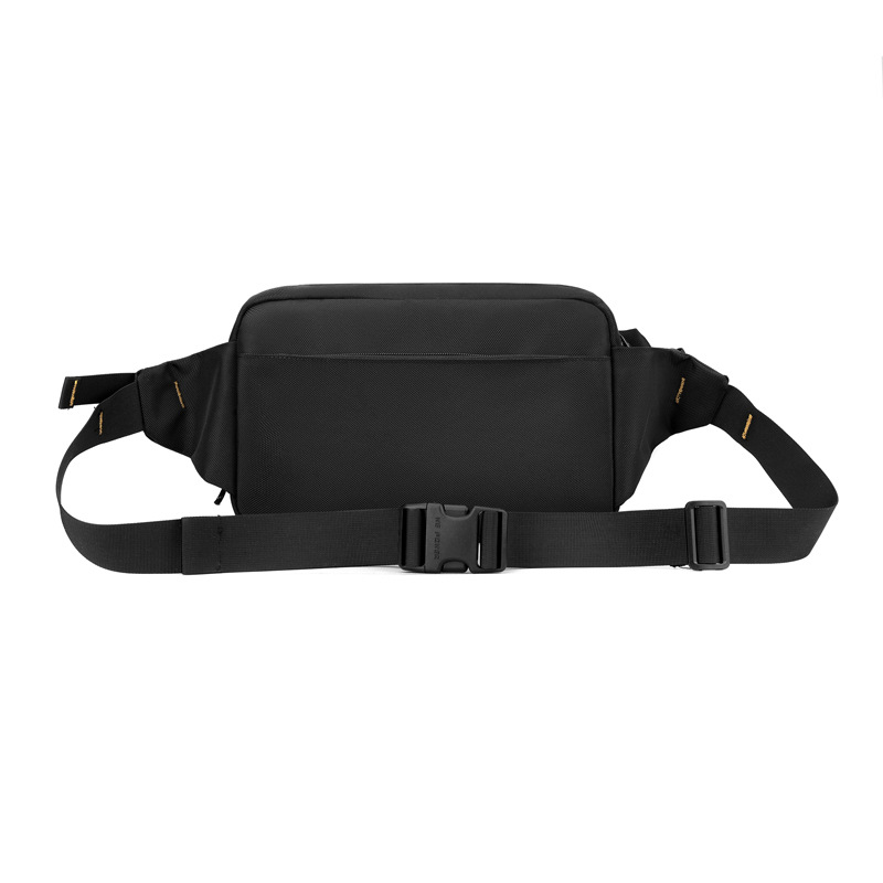 Venta al por mayor transfronteriza 2024 nuevo estilo al aire libre bolso de pecho de nailon ligero para hombres bolso diagonal anti-salpicaduras bolso de hombro de moda marea