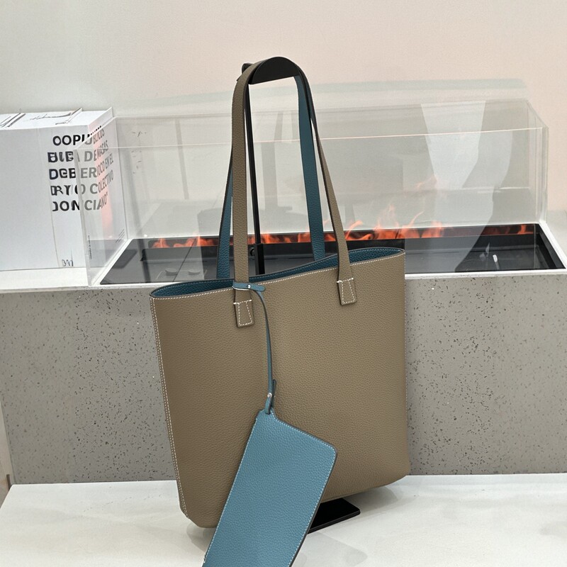 Cross-Border Exclusive Supply of the Same Style Bag as Jia Ye, New Tc Top-Layer Cowhide Tote Bag, Niche Designer Brand Genuine Leather Women's Bag Cross-Border Exclusive Supply of the Same Style Bag as Jia Ye, New Tc Top-Layer Cowhide Tote Bag, Niche Designer Brand Genuine Leather Women's Bag