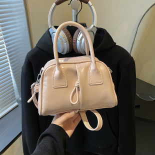 �n��С�����ᱣ�g�����Ů2026�¿�r��Ҹ�°�������ͨ�����ذ�