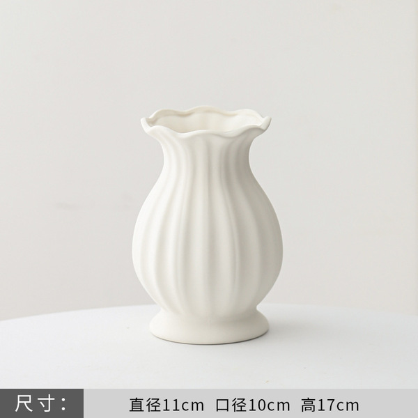 European rose flower arrangement vase white simple ceramic…