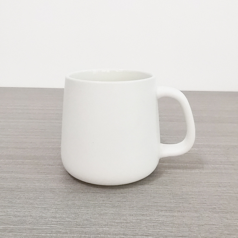 Taza de agua de procesamiento de lotes pequeños tazas de cerámica LOGO taza de agua taza de marca blanca taza de cerámica taza de café