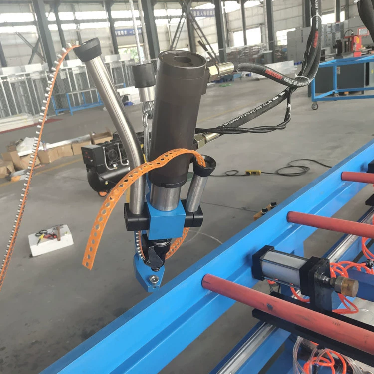 Шасси оболочка самопирсинг клепальная машина, самопирсинг SPR клепальная машина Многопараметрическая Настройка проста в эксплуатации