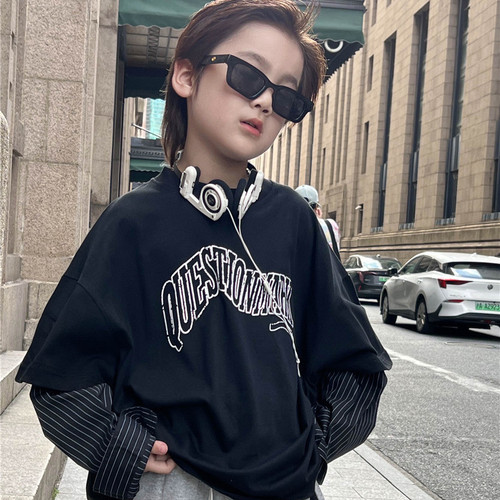 2024 Spring Kids' Clothing Top: European & American-style Children's Faux Two-Piece T-shirt with Striped Sleeves, Unisex Base Layer Shirt