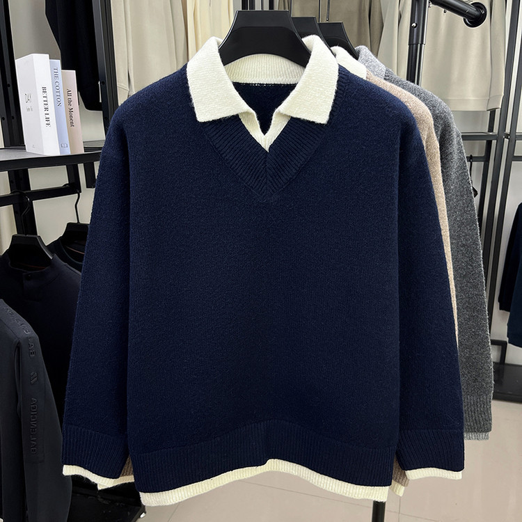 T-shirt convencional juvenil de moda V-collar falso dos piezas de camisa de punto de punto suéter de invierno masculino camisa de punto de color sólido