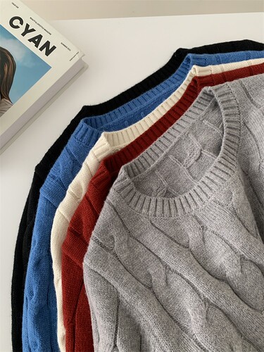 Women's Loose Anti-Pilling Crew Neck Knit Top, Korean Style, Versatile, Warm, Comfortable, Klein Blue Striped Sweater for Winter