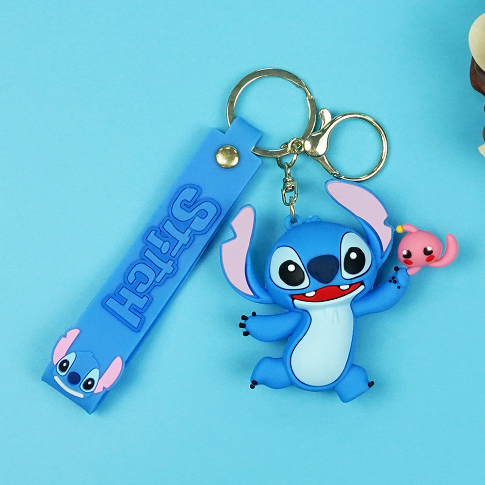 Llavero de caricatura Stitch resinado, colgante adorable para pareja, regalo festivo.