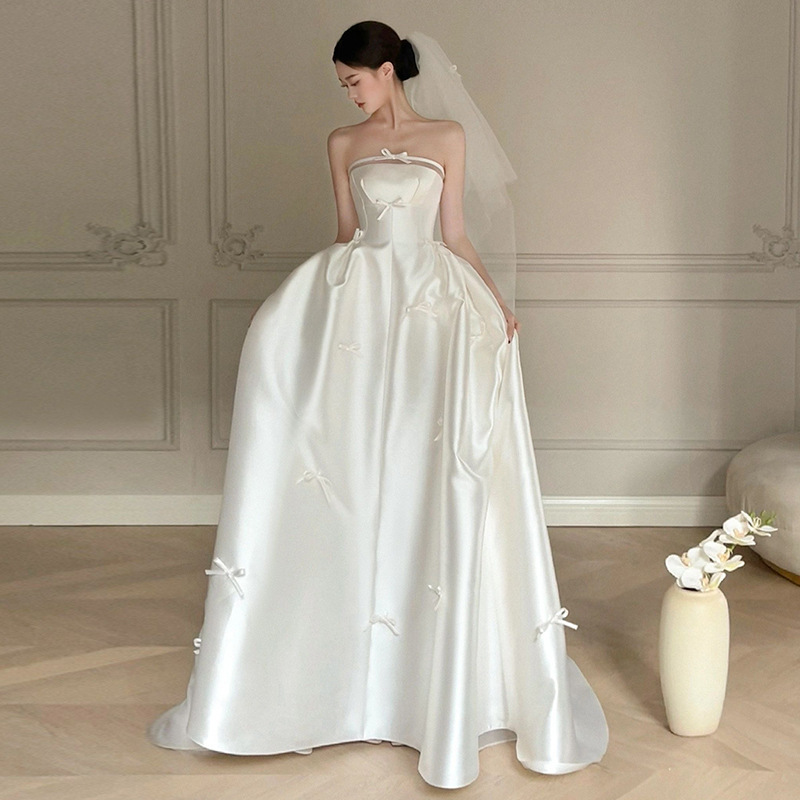 French Satin Light Wedding Dress 2026 New Style Bride Simple Strapless Going-Out Dress White Bow Trailing Gown