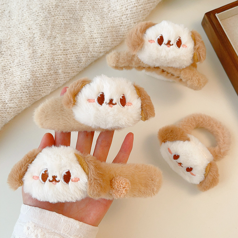 Demi-season plush cartoon hairgrip
