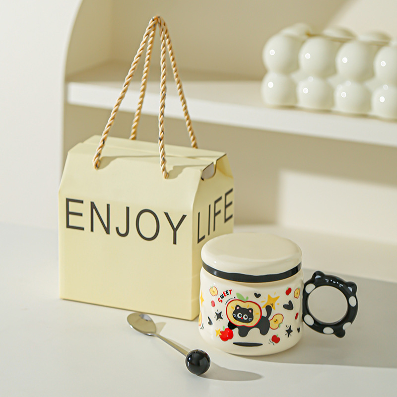 Regalo de cumpleaños Taza de dibujos animados para novias Taza de cerámica con tapa Regalo de mano Taza de agua para gatos lindos