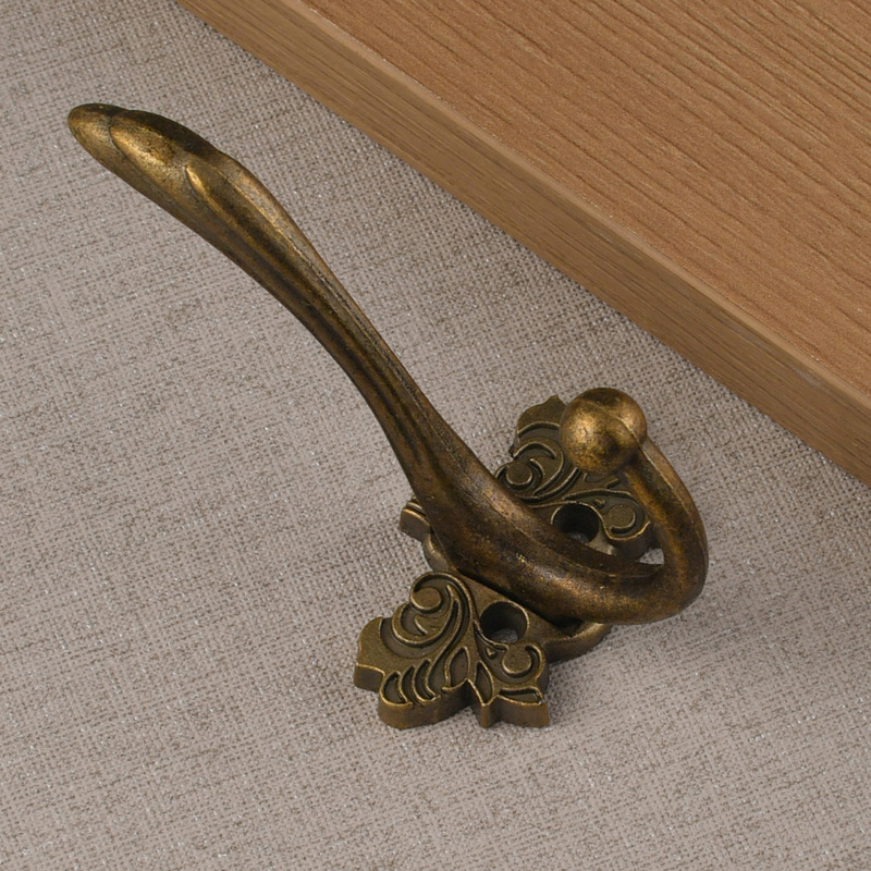Vintage clothes hook hook coat hook Chinese zinc alloy clothes hook solid wood door hook Ming and Qing retro wall hook factory wholesale