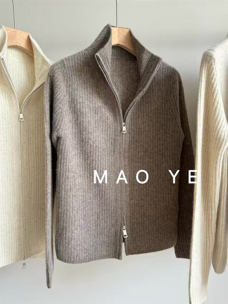 Áo khoác cardigan len lông cừu nguyên chất dài tay cổ bán cao, khóa kéo đôi, sọc gân dọc tôn dáng — Màu cà phê, Màu tự nhiên, màu đen