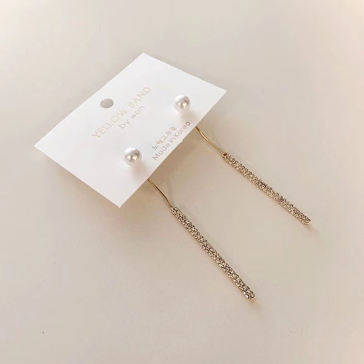 Women's Gender Plating, Inlay Design 1 Pair Simple Style Geometric Solid Color Plating Inlay Rhinestone Rhinestones Drop Earrings