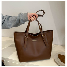 跨境大容量包包女斜挎包新款简约单肩包百搭通勤托特包轻便手提包