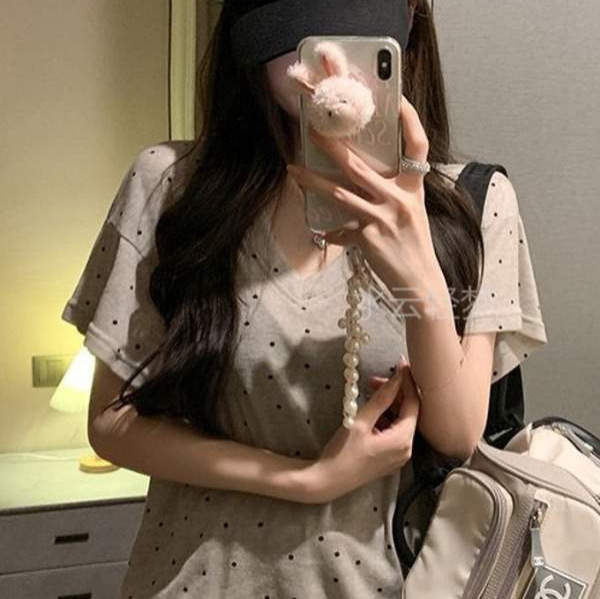 2026 Stylish V-Neck Polka Dot Print Short-Sleeve T-Shirt for Women, Loose Fit, Summer New Trendy Versatile Lazy Style Top
