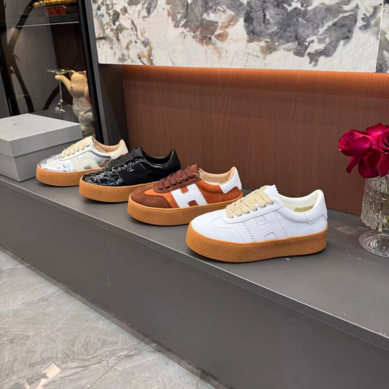 2026S Hogan Hga New Color-Blocked Retro Sneakers Casual Women's Shoes Thick-Soled Height-Increasing Versatile Shoes 2026S Hogan Hga New Color-Blocked Retro Sneakers Casual Women's Shoes Thick-Soled Height-Increasing Versatile Shoes