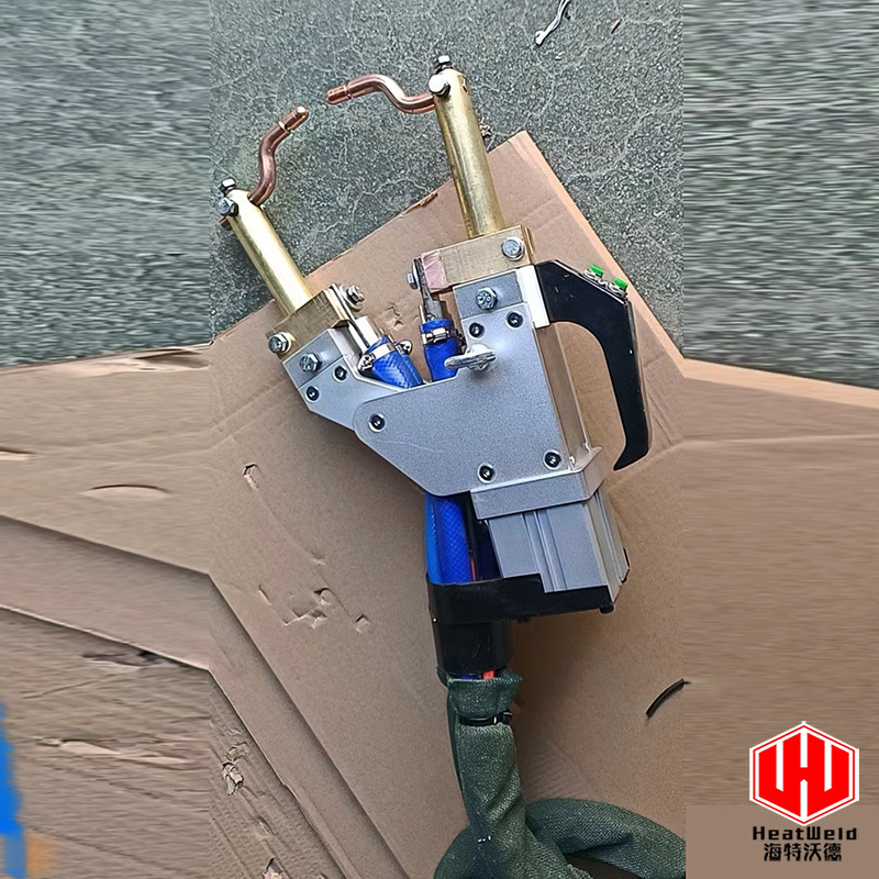 Pequeña máquina de soldadura por puntos de mano, manual de alta potencia, máquina de soldadura de acero inoxidable 304, fabricante, máquina de soldadura de resistencia manual personalizada