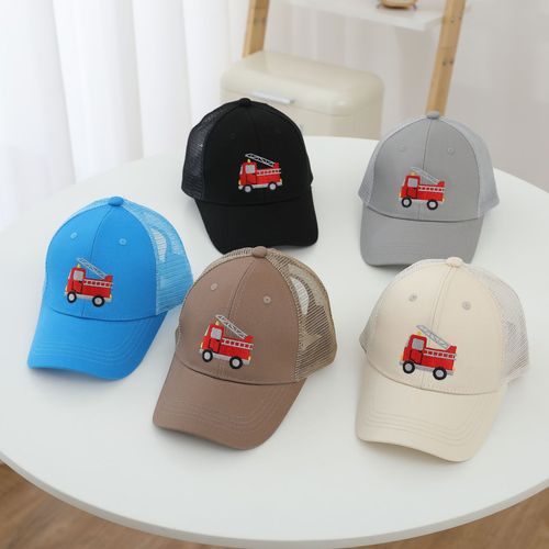 Cartoon Fire Truck Children's Hat for Boys and Girls, Fleece Pom-Pom Cap, Spring and Autumn New Sun Hat, Cross-Border Baseball Cap