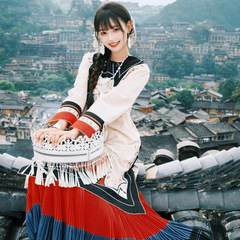 影楼新款服装少数民族套装火把节彝族服饰写真印花赛诺凉山衣服新