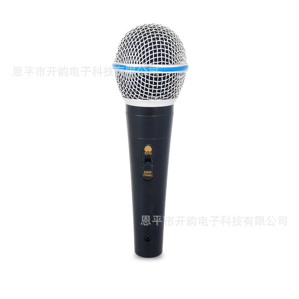 검은색