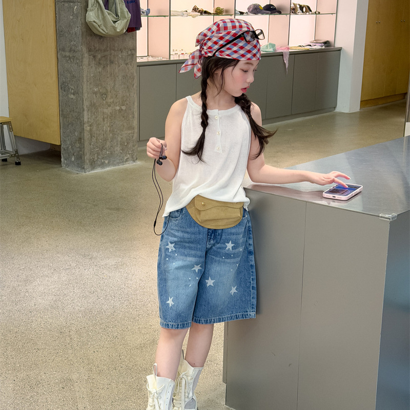Floral and Star Print Sweet Denim Capri Pants for Girls, 2026 Summer New Korean Style, Sweet and Cool for Young Girls Floral and Star Print Sweet Denim Capri Pants for Girls, 2026 Summer New Korean Style, Sweet and Cool for Young Girls