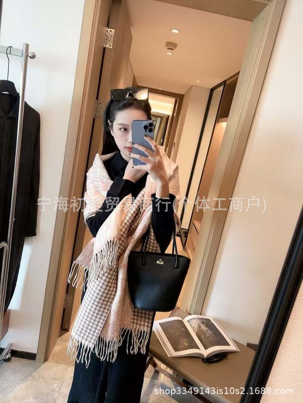 正确版本长双面仿羊绒围巾女D长须秋冬字母披肩加大保暖加厚黑灰|undefined