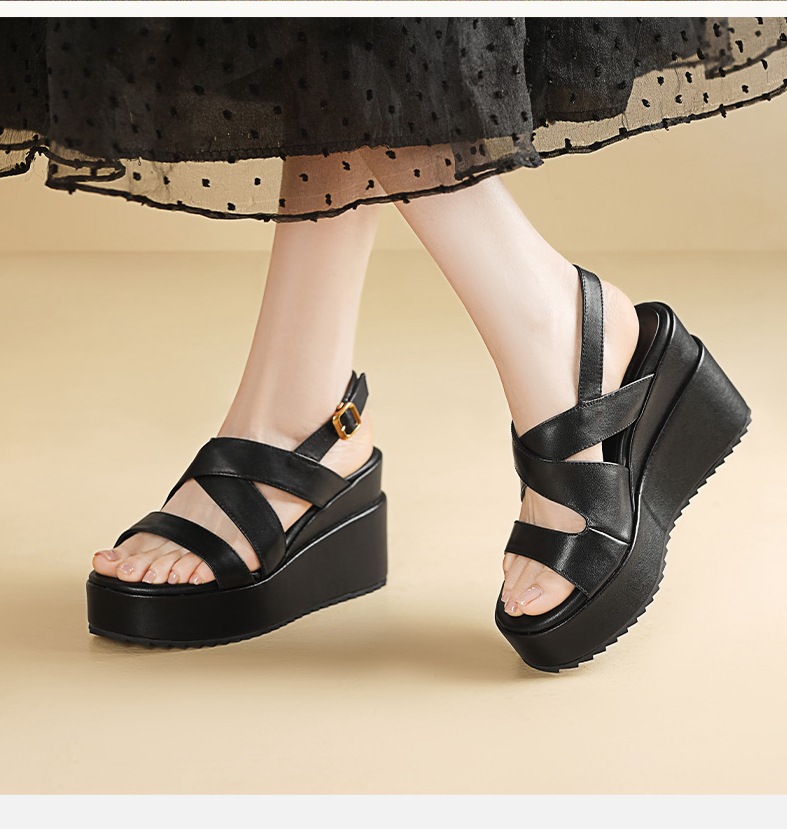 Sandal nữ hở mũi quai chéo đế xuồng cao gót 10 cm — Da cừu đen chi tiết 1