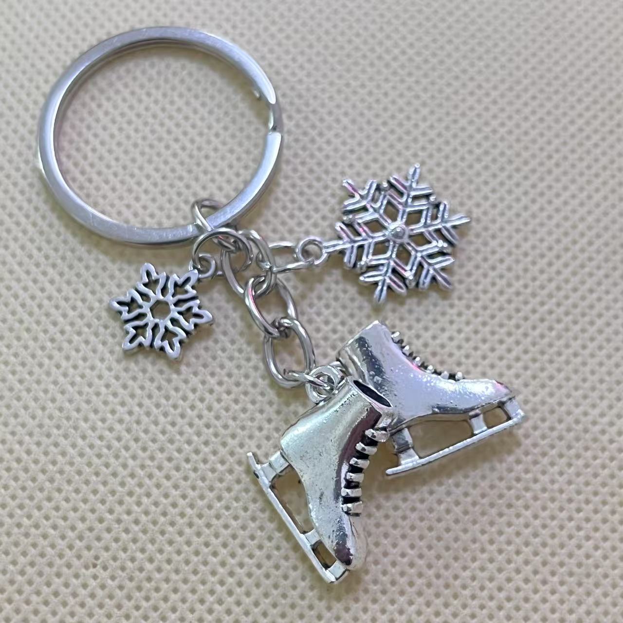 European and American Cross-Border Jewelry Snowflake Ice Skates Skating Speed Skating Sports Small Pendant Figure Skating Keychain