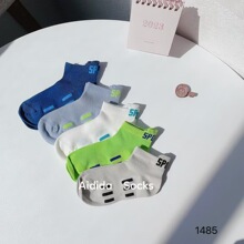 ����શ�ͯ�����к����ļ�С������������ɫ��ĸ����1-15��������