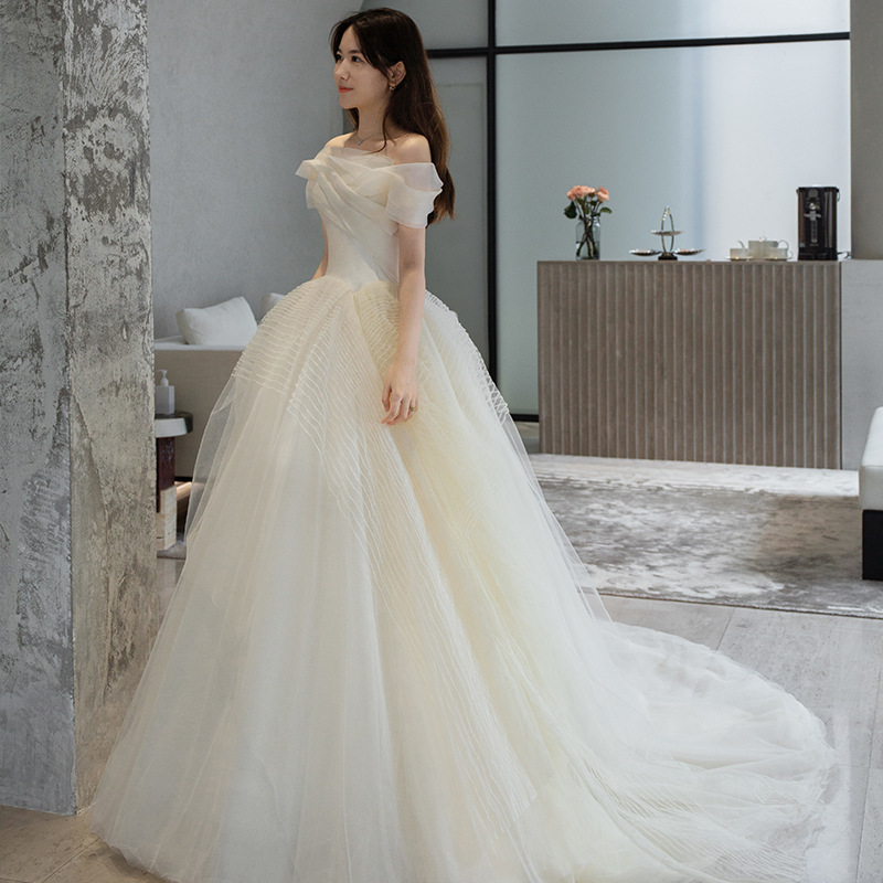 Wedding Dress 2026 New Style Elegant Bride's Trailing Gown Off-Shoulder Simple High-Waist Maternity French-Style Light Tulle D79 Wedding Dress 2026 New Style Elegant Bride's Trailing Gown Off-Shoulder Simple High-Waist Maternity French-Style Light Tulle D79