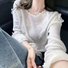 甜美温柔风绝美蝴蝶正肩蕾丝针织衫女春季新款巨好看别致气质上衣