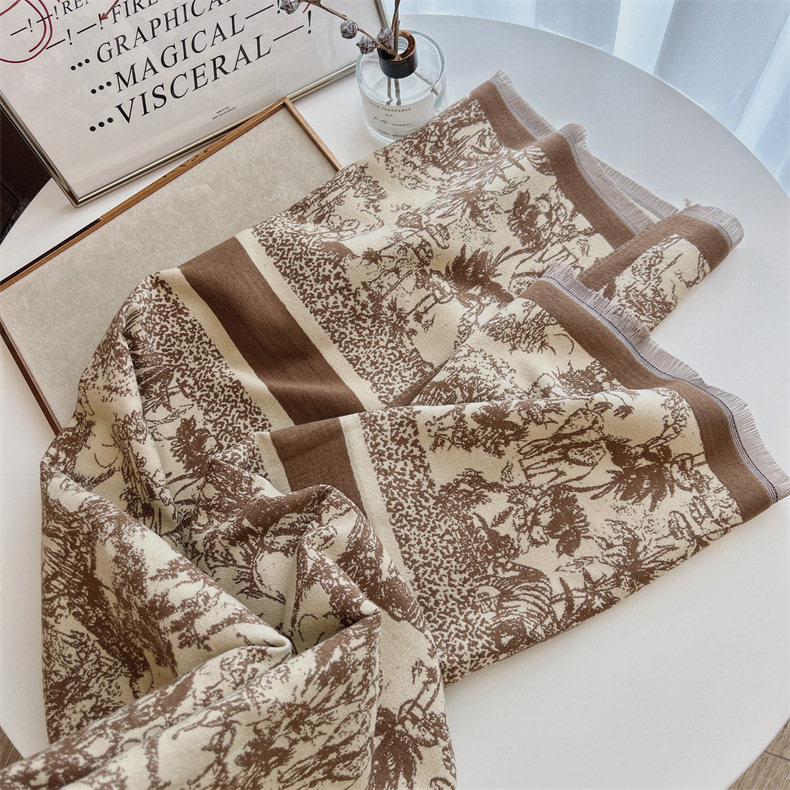 Sciarpa con frange in jacquard double face in stile etnico retrò autunno e inverno_voghion.com