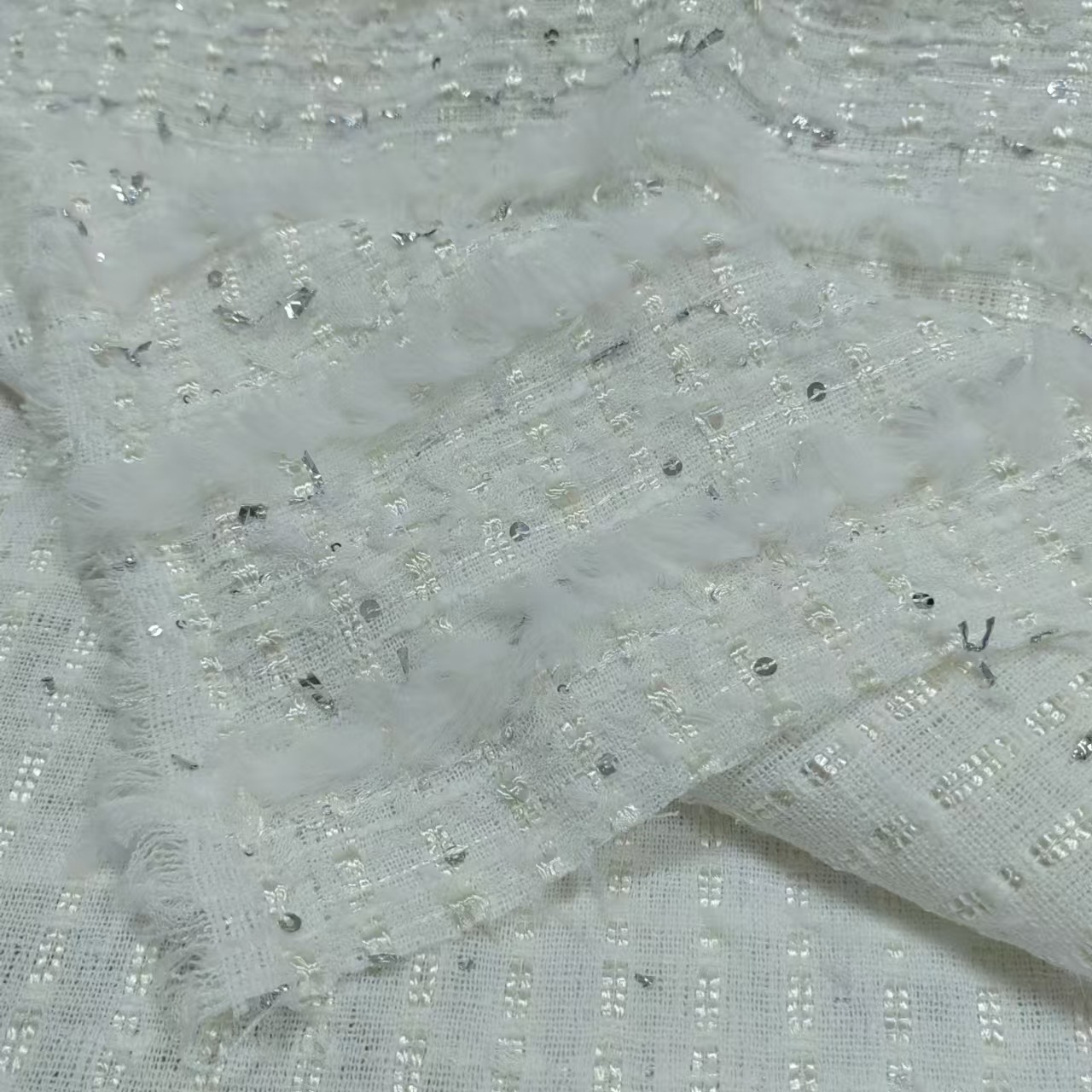Punto de fábrica, diseño de hilo de plumas, nudo de plata, lentejuelas, borlas, tela de abrigo de fragancia pequeña, nuevo tweed francés