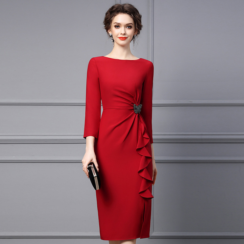 Elegant and Stylish Dress with Ruffles and Bow, Waist-Cinching, Mid-Length, Suitable for Formal Occasions, Spring 2026