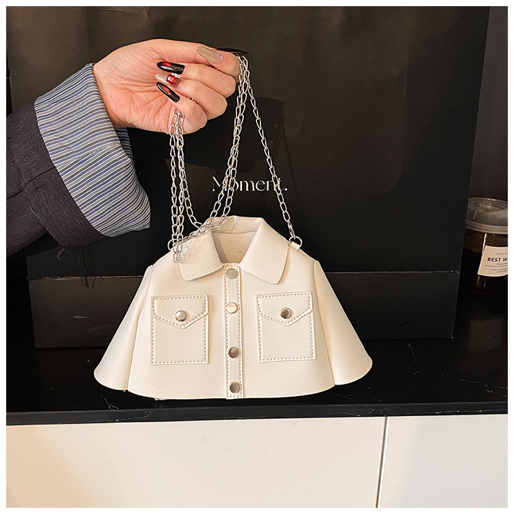 Women's Pu Leather Clothes Streetwear Square Magnetic Buckle Shoulder Bag display picture 4