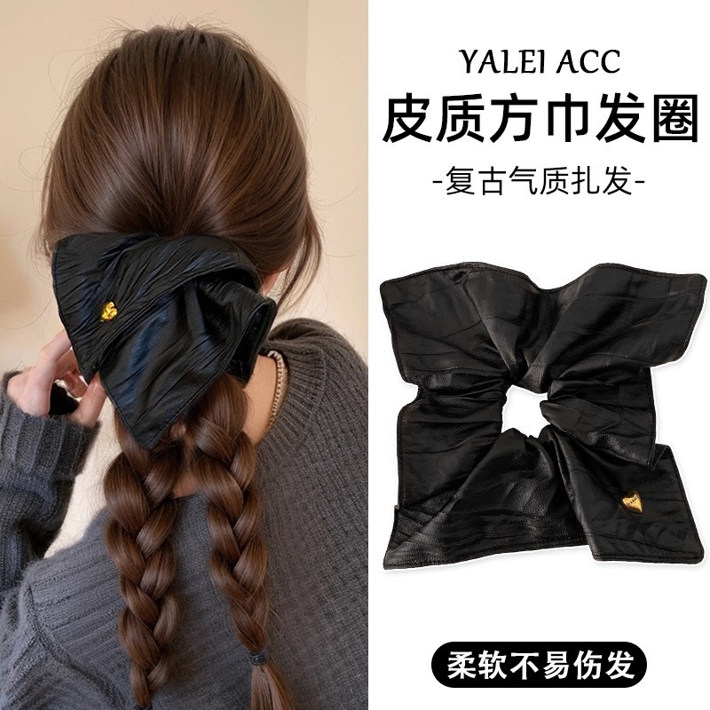 Cuerpo de cuero pu amor toallas cuadradas anillo de cabello anillo de intestino grueso femenino coreano cuadrado lado bajo cabello de cola de caballo atado cabello correa cuerda de cabeza