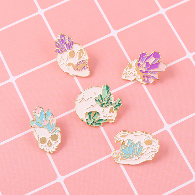 Alloy Material Cartoon Style Pin Skull Alloy Plating Metal Unisex Brooches