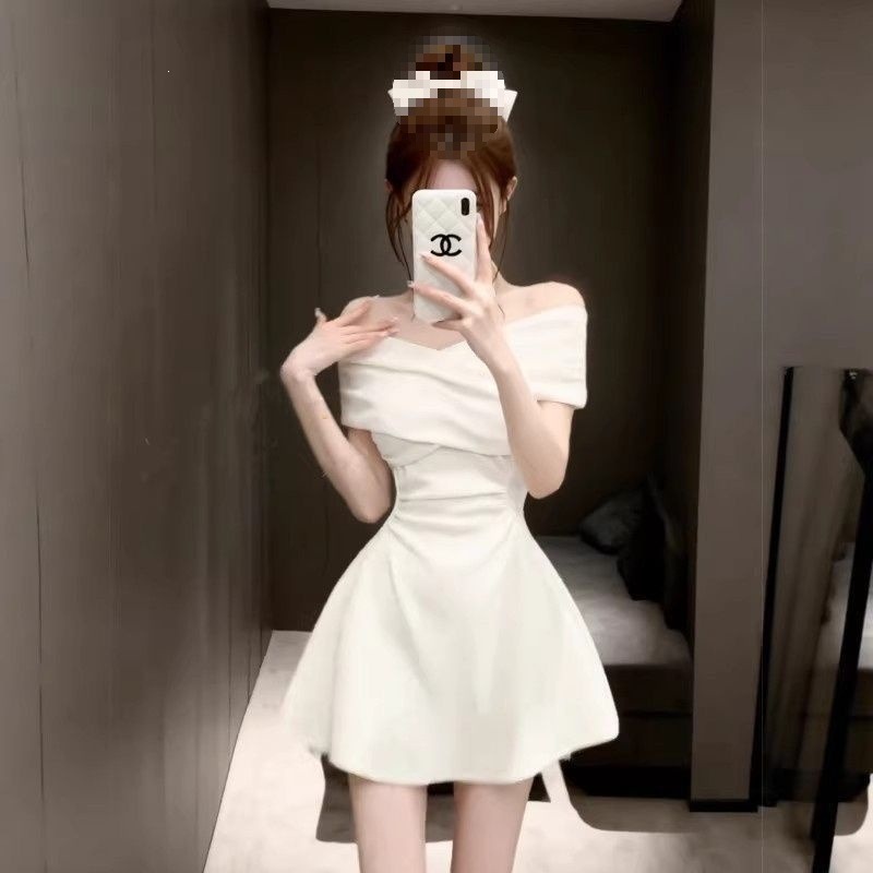 Váy trắng cổ chữ V phối vai trần thắt eo chữ A ngắn phong cách Pháp — màu trắng ngà chi tiết 1