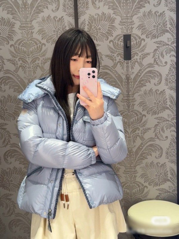 2025年南油秋冬Mon*新款90白鹅绒外套钩花边设计连帽蒙口羽绒服女|undefined